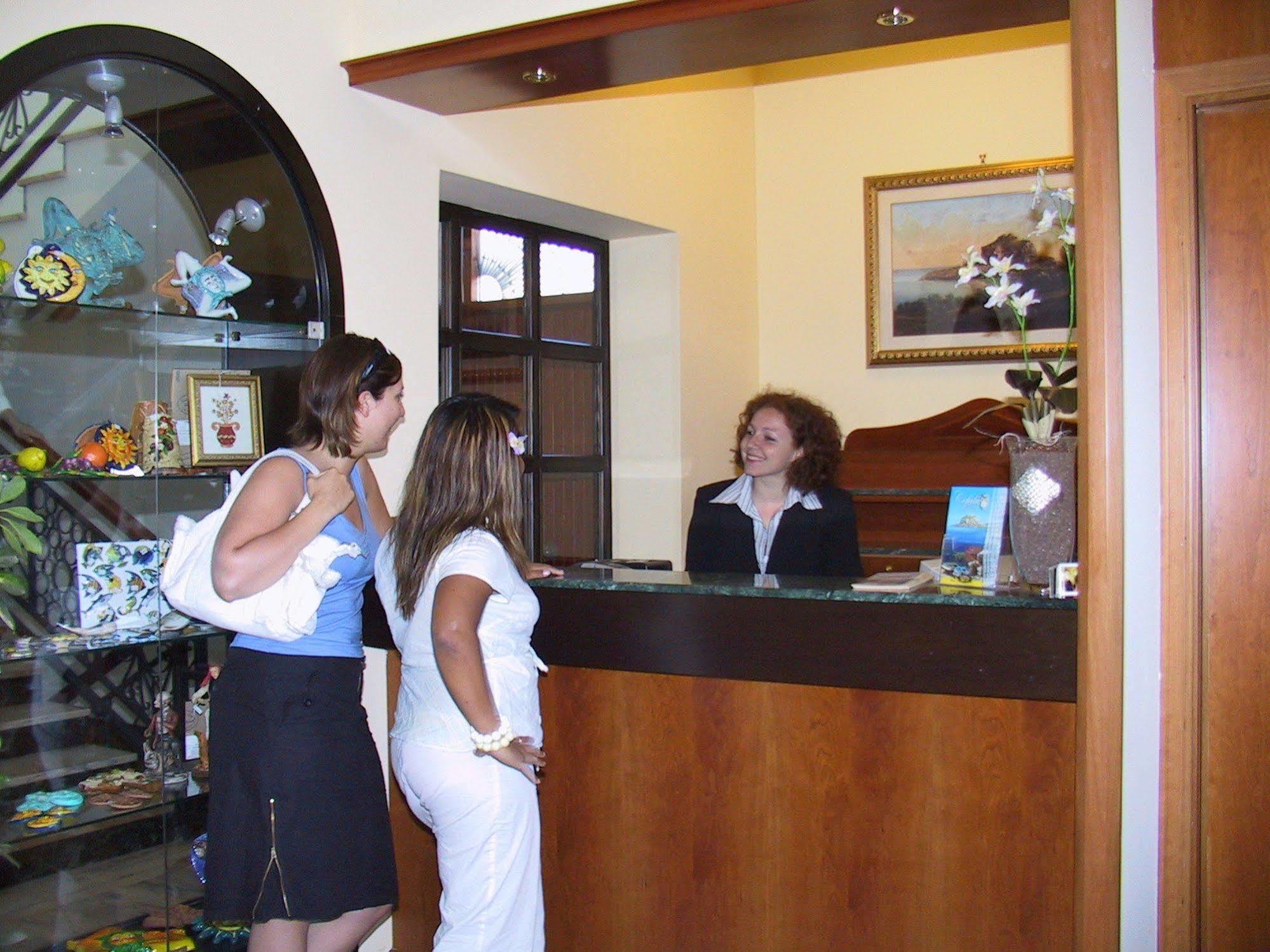 Villa Gaia Hotel Cefalù Eksteriør bilde
